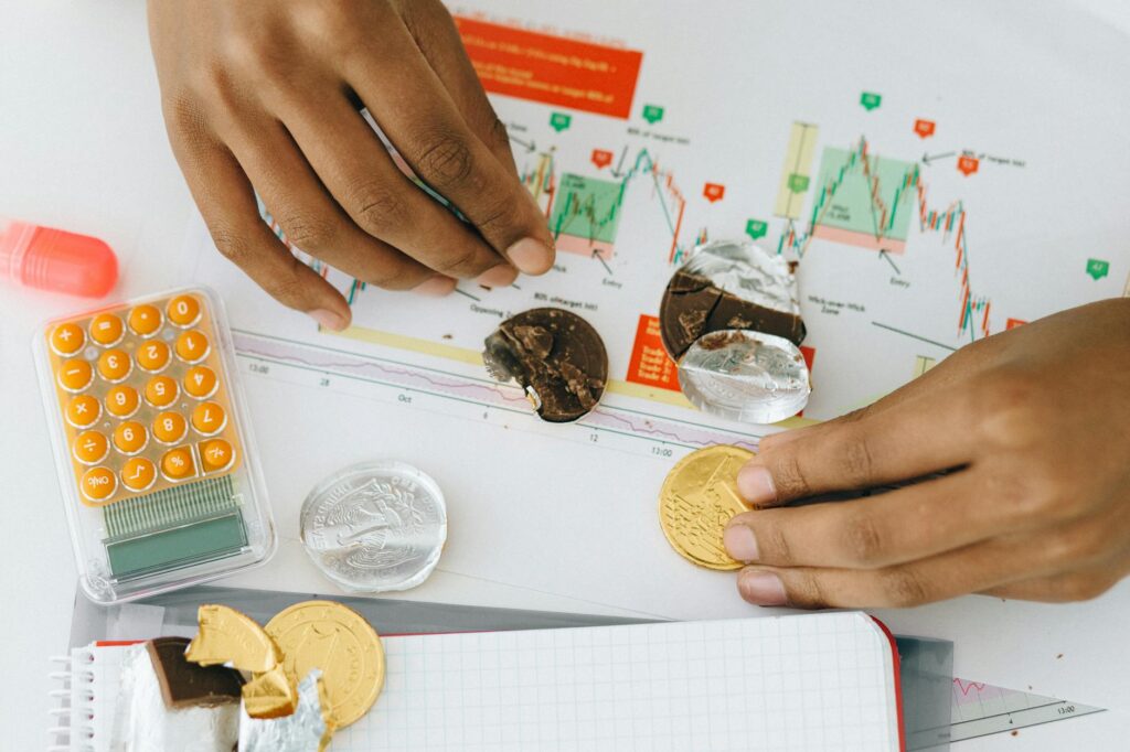 Guía para evaluar costos de un máster en finanzas 1 pexels photo 7173046 4